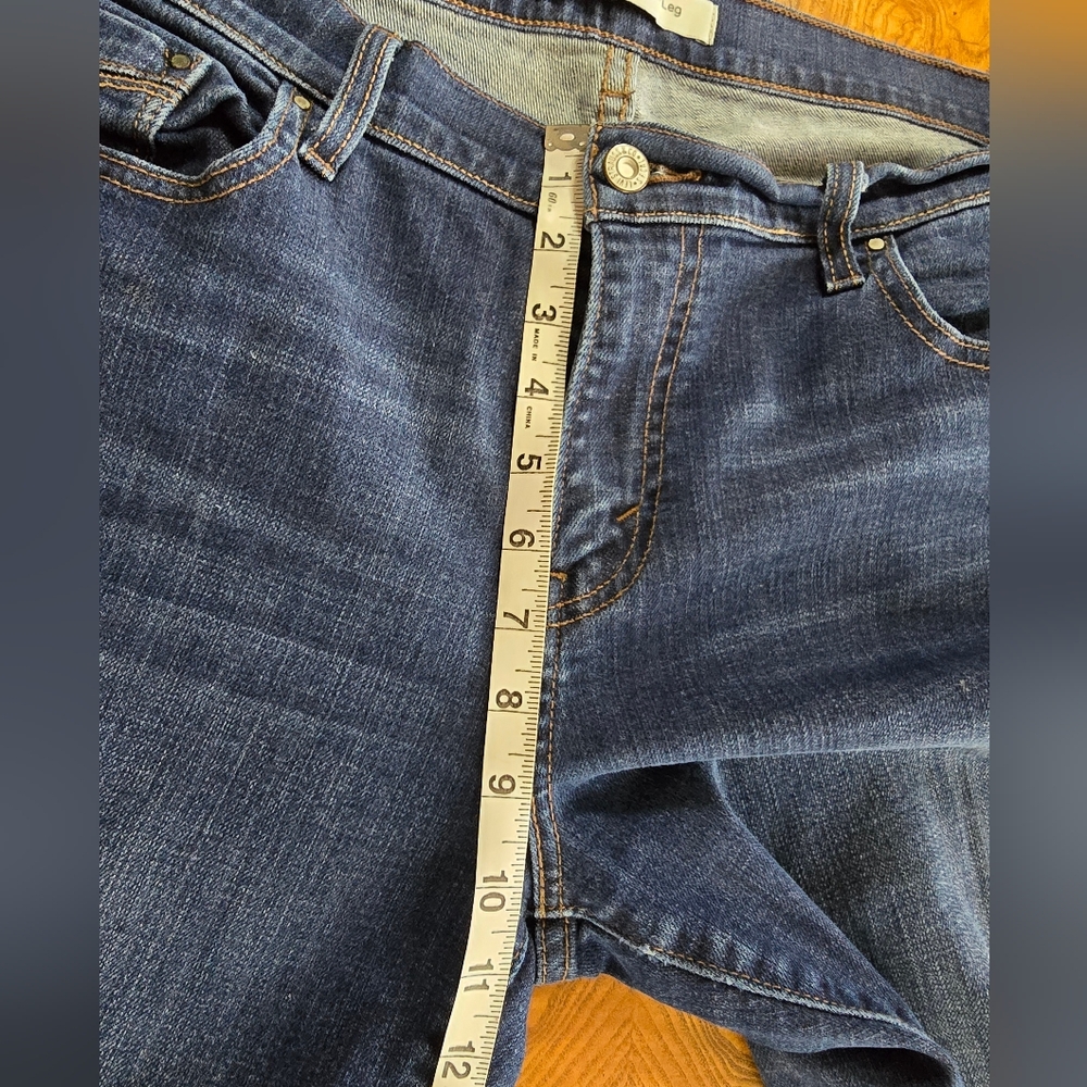 Levi's Women's 505 Straight Leg Jeans, Dark Wash, Size 14L - Picture 7 of 10